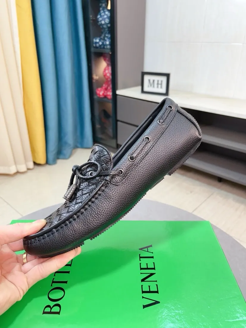 Ex-factory price 420🌹🌹【Super comfortable soft sole BV woven beanie shoes】Fashion hot style ⭐️⭐️⭐️BV Men's casual shoes 🎈High-quality cowhide upper, woven cowhide upper with metal buckle decoration, perfect fit, full of personality and fashionable charm, genuine leather lining ⚠️⚠️Flexible and lightweight outsole, fashionable and handsome, size: 38-44, 37+45 can be customized